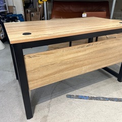 配達可【デスク】クリーニング済【管理番号11912】金の画像