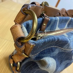 COACH デニム ハンドバッグ 使用感・汚れありの画像