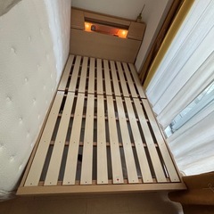 セミダブルベッド マットレス ニトリの画像