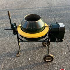 ▽【引取限定】【下関店】コーナン コンクリートミキサー 100V【中古】の画像