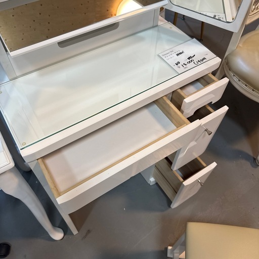 ニトリ　ドレッサーセット