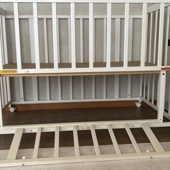 ホワイト ベビーベッド 美品 取説付き
の画像