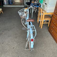 【リサイクルショップどりーむ荒田店】No.607 自転車　ライト〇 6速ギア切替 カゴ付き 水色の画像