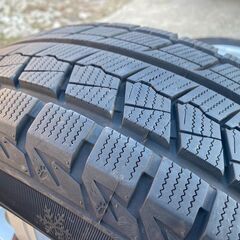 ②プリウス等 スタッドレス トヨタ純正ワッシャーナット対応　205/65R15の画像