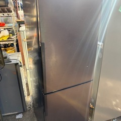 高圧洗浄済み　HERB Relax 3ドア 冷凍冷蔵庫 YRZ-F38C1 2015年製の画像