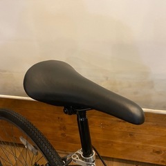 年末セール！防犯登録無料！【クロスバイク】26インチ　6速　前後タイヤ新品の画像