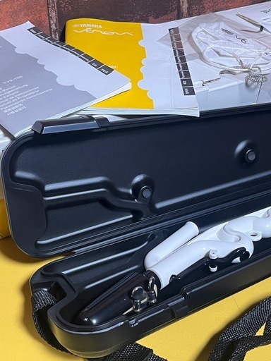 ヤマハ カジュアル管楽器 Venova アルトヴェノーヴァ　新品リード10個付き収納ケース付き