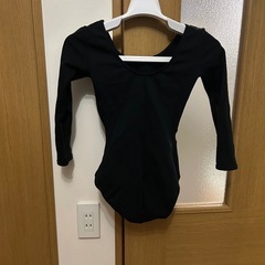 丸首長袖レオタード（チャコット）の画像