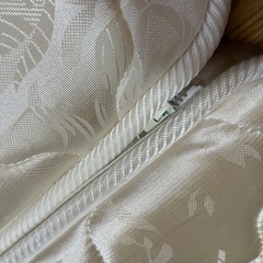 【本日22時まで受付】折りたたみシングルマットレス　白の画像