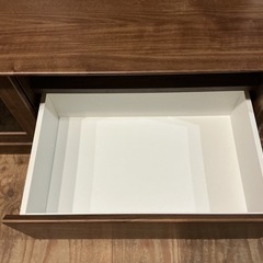 テレビ台📺木目調スライド式❣️ガラス戸付き幅119.7cm奥行き45.1cm高さ42.6cmローボード家具ブラウン茶色の画像