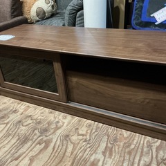 テレビ台📺木目調スライド式❣️ガラス戸付き幅119.7cm奥行き45.1cm高さ42.6cmローボード家具ブラウン茶色の画像