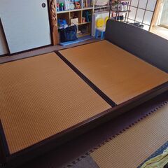 ダブルサイズ　ベッドの画像