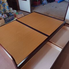 ダブルサイズ　ベッドの画像