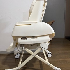 電動ベビーバウンサーの画像