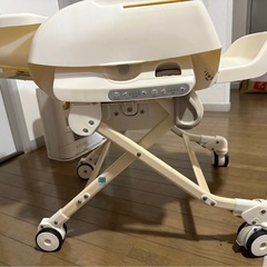 電動ベビーバウンサーの画像