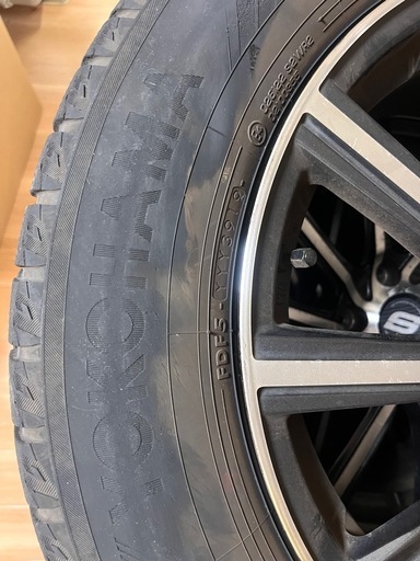 スタッドレス ヨコハマタイヤ 225/65 R17 値下げ交渉可能です^ ^
