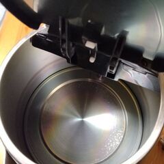 電気ケトルの画像