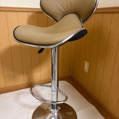 カウンターチェアの画像
