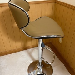 カウンターチェアの画像