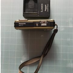 Panasonic パナソニック　LUMIX ルミックス　DMC-FT1 デジカメ　コンパクトデジタルカメラ　コンデジ　防水の画像