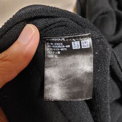 ユニクロ メリノクルーネックセーター【美品】ブラック No.1の画像