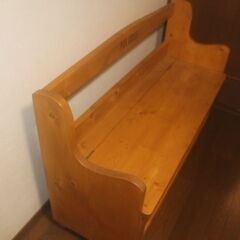 ピンクハウス椅子の画像