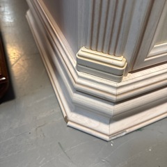 スペイン製チェストの画像