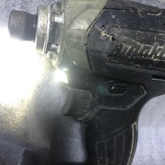 マキタ14vインパクトドライバTD136D中古品、本体のみの画像