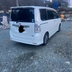 70ヴォクシー後期　煌！　リアモニター付き　早い者勝ち！の画像