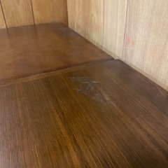 木製 ロータイプデスク／ローボード 幅135cm 分離使用可 コンセント2口の画像