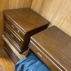 木製 ロータイプデスク／ローボード 幅135cm 分離使用可 コンセント2口の画像