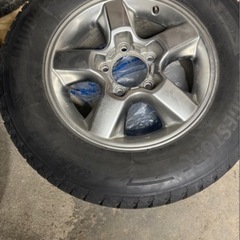 ランクル100 60thアニバーサリーハイグロス　スタッドレスの画像