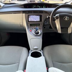 ☆トヨタ　プリウス☆車検R８年４月までの画像