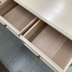 4段チェストの画像