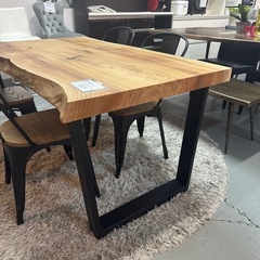 ダイニングテーブルセットの画像