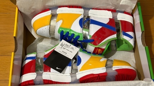 Nike SB Dunk Low 
