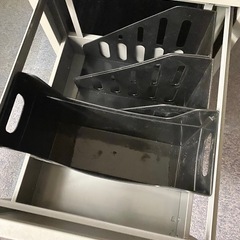 キャビネット　3段　鍵2本の画像