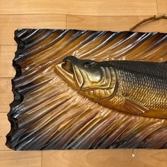 木彫り　魚　の画像