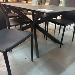 ダイニングテーブルセットの画像