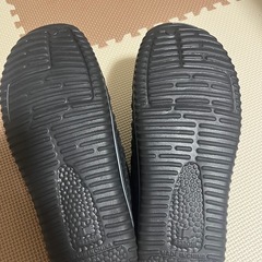 男性/サンダル/外履き/室内履きの画像