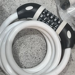 自転車サドル　ペダルグリップチェーンホワイトフルセット一万以上美品の画像