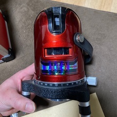 山真製鋸(Y'sGOD JAPAN) レッドエイリアン レーザー墨出し器 RA-06レッドの画像