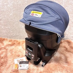 価格相談OK　チャイルドシート　ISOFIX エールベベ　AILEBEBE クルット4 oui2 デニムブルー　説明書有り　ISOFIXカバー＆パット新品に交換済　動作確認済み　アイソフィックスの画像