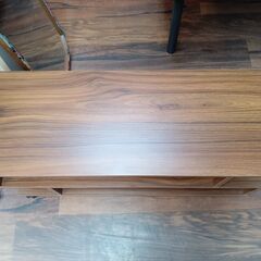 テレビボード　キャスター付き　テレビ台　ブラウン　木目調　S字　サイズ（約）幅80×奥30×高39　　■近隣配送無料 買取GO‼　栄和店の画像