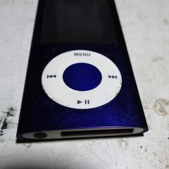 12/20★【ジャンク品】iPod nano A1320 パ ープル 第5世代の画像