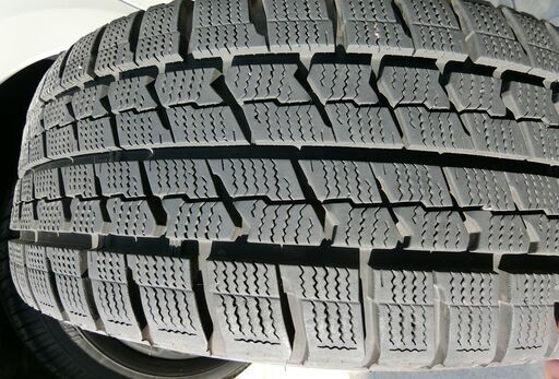 スタッドレスタイヤ　アルミホイール　215/65R16　４本セット