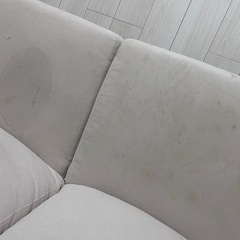 ベージュソファの画像