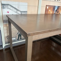 IKEA大きめテーブルの画像