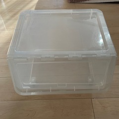 前面が開くフタ付きの収納ボックス・ケースの画像