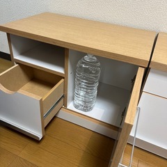 ドレッサーと収納（2点セット）の画像